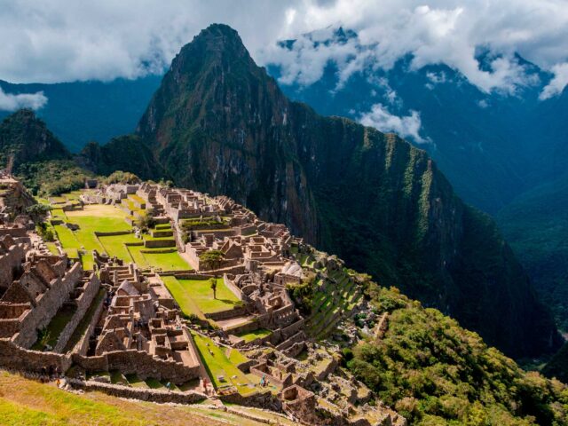 NEW Machu Picchu 3 Days Tour with Sacred Valley