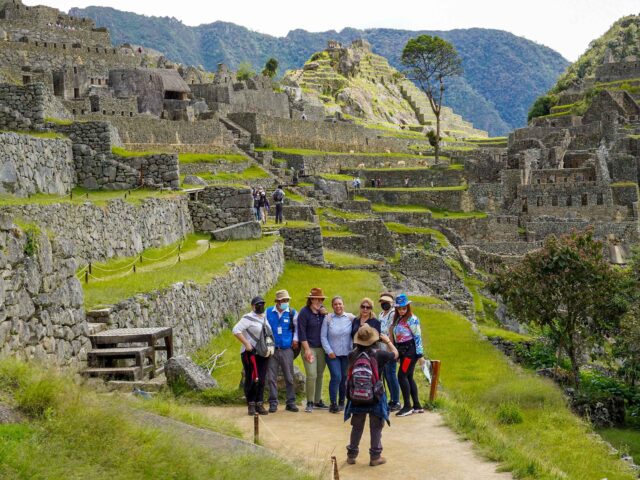 Short Inca Trail - Machu Picchu - Aguas Calientes
